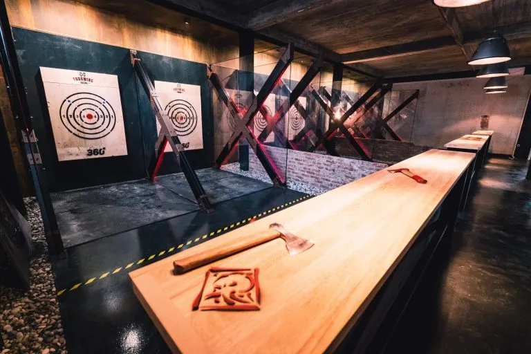 Axe throwing course