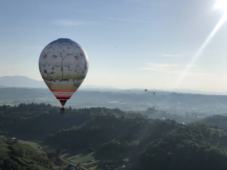 Vista sulle mongolfiere