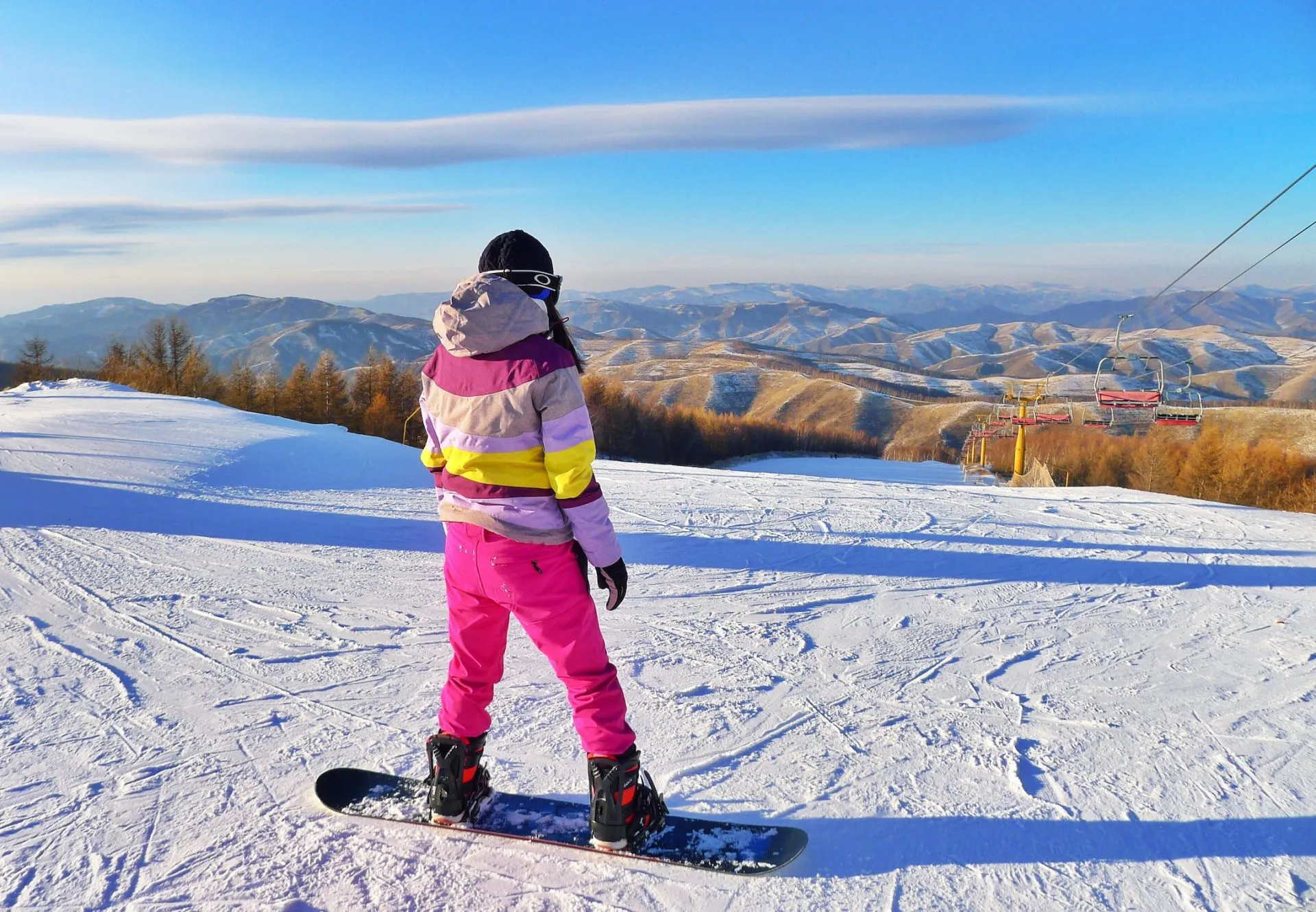 Girl snowboarding in zagreb