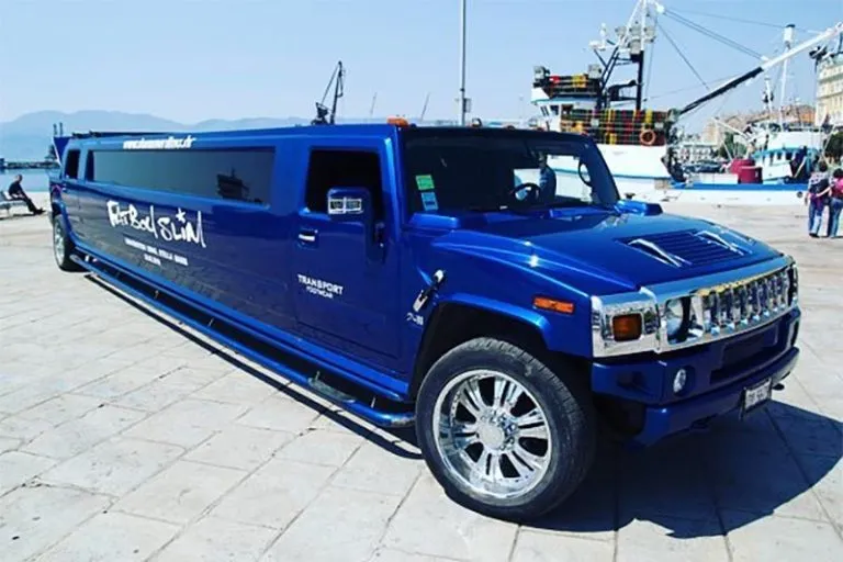 Limousine hummer