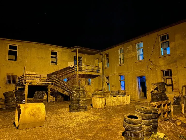 Corso di paintball notturno