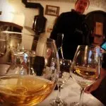 Bicchieri da vino all'addio al celibato